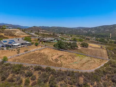 View/Area - 23029 Stokes Rd, Ramona, CA 92065 photo 3 of 10