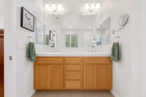 Bath - 23029 Stokes Rd, Ramona, CA 92065 photo 5 of 6
