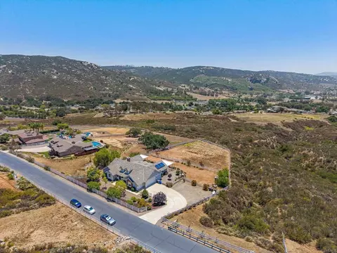 View/Area - 23029 Stokes Rd, Ramona, CA 92065 photo 7 of 10