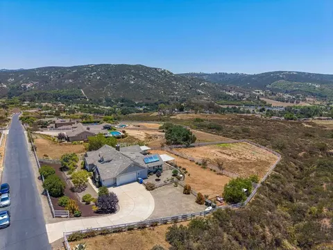 View/Area - 23029 Stokes Rd, Ramona, CA 92065 photo 6 of 10