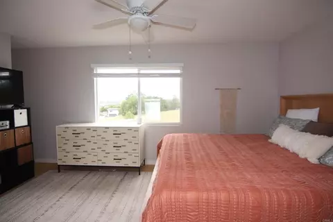 Bedroom - 445 Poets Sq, Fallbrook, CA 92028 photo 2 of 2