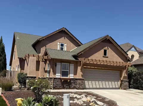 445 Poets Sq, Fallbrook, CA 92028