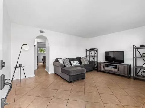Living - 4123 Bonita Dr, Oceanside, CA 92056 photo 1 of 3