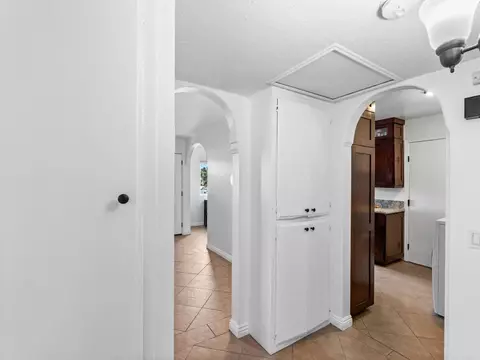 Entry Way - 4123 Bonita Dr, Oceanside, CA 92056 photo 1 of 1