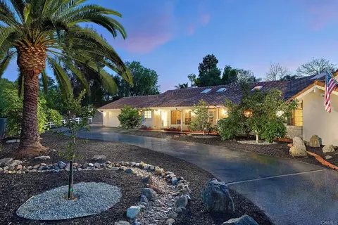 1989 Rockhoff Rd, Escondido, CA 92026