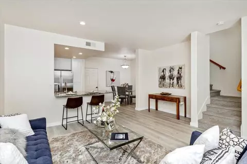 1524 Circle Ranch Way #61, Oceanside, CA 92057
