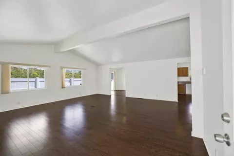 Living - 4468 Topaz Ln, Oceanside, CA 92056 photo 6 of 6