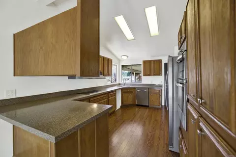 Kitchen - 4468 Topaz Ln, Oceanside, CA 92056 photo 3 of 4