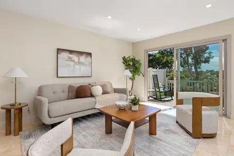 Living - 1809 Pleasantdale Dr, Encinitas, CA 92024 photo 4 of 4