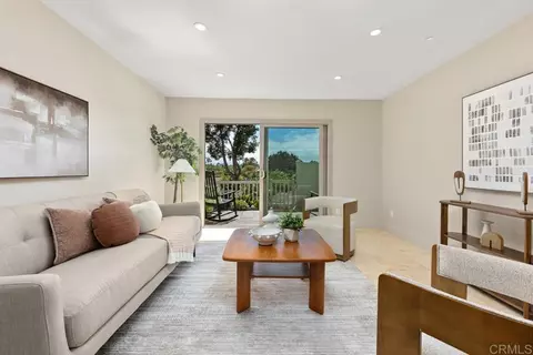 Living - 1809 Pleasantdale Dr, Encinitas, CA 92024 photo 1 of 4
