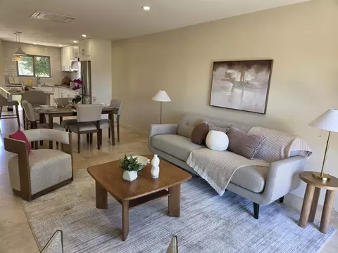 Living - 1809 Pleasantdale Dr, Encinitas, CA 92024 photo 3 of 4