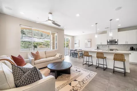 3387 Cordillera Ct, Carlsbad, CA 92010