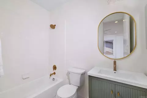 Bath - 6332 Montecito Dr, Carlsbad, CA 92009 photo 5 of 6