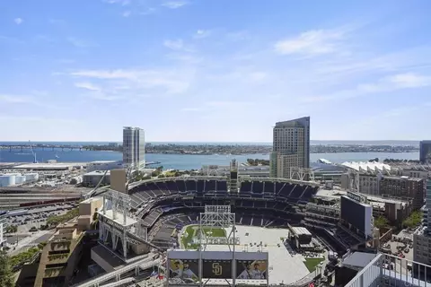 321 10th Ave #209, San Diego, CA 92101