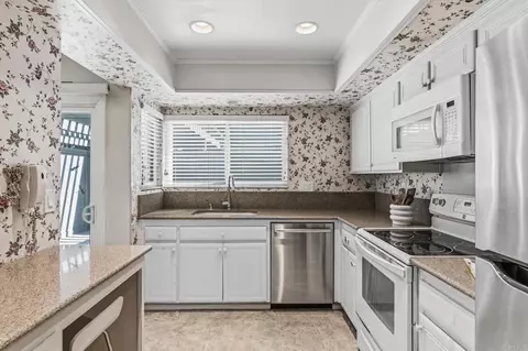 Kitchen - 917 Intrepid Ct, Del Mar, CA 92014 photo 1 of 3