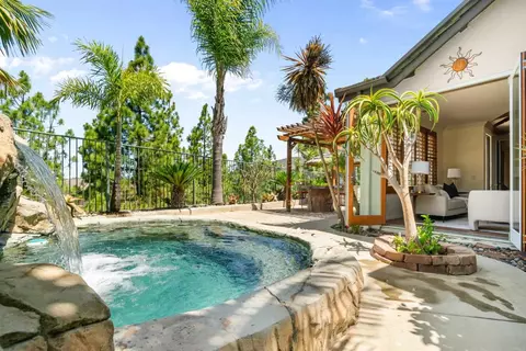 1470 Golden Sunset Dr, San Marcos, CA 92078
