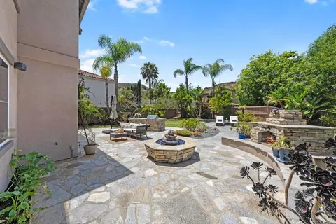 Exterior - 555 Toota Ct, Oceanside, CA 92058 photo 6 of 17