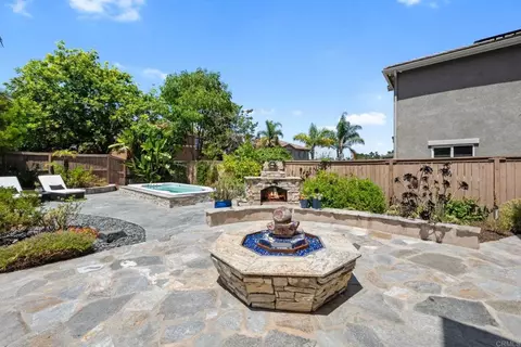 Exterior - 555 Toota Ct, Oceanside, CA 92058 photo 5 of 17