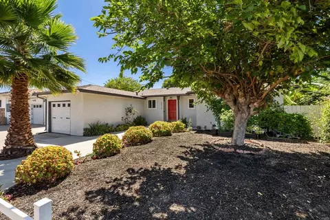 2013 Lee Dr, Escondido, CA 92027