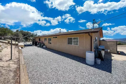 Exterior - 27824 Golden Eagle Rd, Ramona, CA 92065 photo 4 of 10