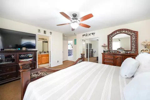 Bedroom - 27824 Golden Eagle Rd, Ramona, CA 92065 photo 2 of 3
