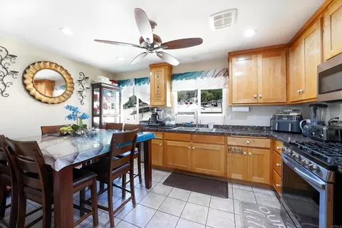Kitchen - 27824 Golden Eagle Rd, Ramona, CA 92065 photo 1 of 3