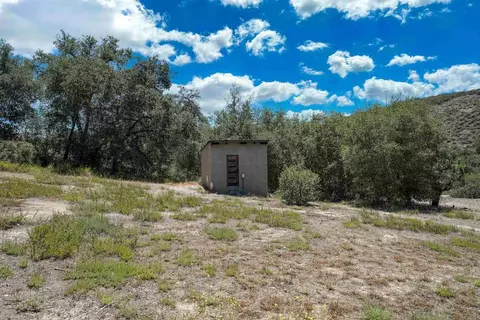 Exterior - 27824 Golden Eagle Rd, Ramona, CA 92065 photo 9 of 10