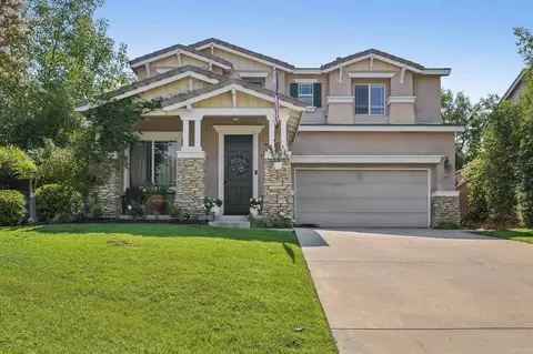377 Natalie Way, Fallbrook, CA 92028