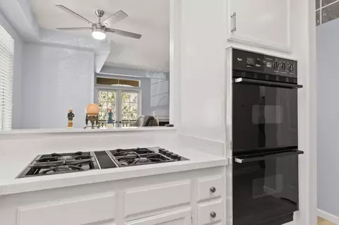 Kitchen - 3424 Cameo Dr #46, Oceanside, CA 92056 photo 5 of 5