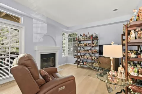 Living - 3424 Cameo Dr #46, Oceanside, CA 92056 photo 2 of 3