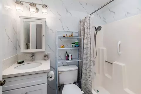 Bath - 4281 Black Duck Way, Oceanside, CA 92057 photo 3 of 3