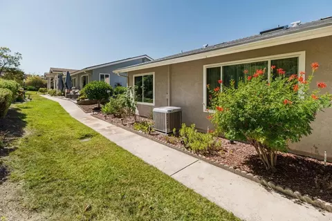Exterior - 4281 Black Duck Way, Oceanside, CA 92057 photo 7 of 10