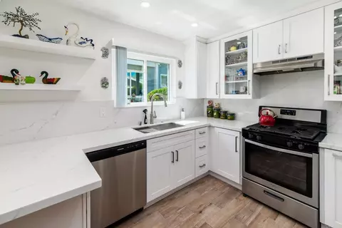 Kitchen - 4281 Black Duck Way, Oceanside, CA 92057 photo 3 of 4