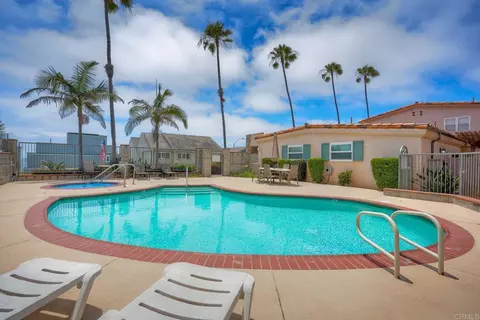Exterior - 1640 S Pacific St #8, Oceanside, CA 92054 photo 4 of 9