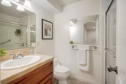 Bath - 1640 S Pacific St #8, Oceanside, CA 92054 photo 2 of 3