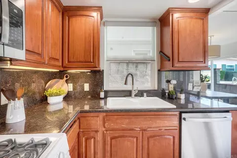 Kitchen - 1640 S Pacific St #8, Oceanside, CA 92054 photo 2 of 2