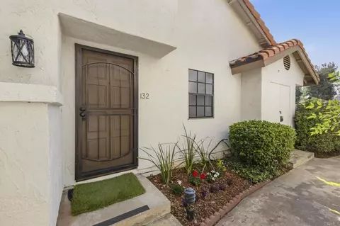 1651 S Juniper St #132, Escondido, CA 92025