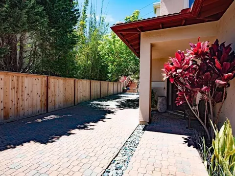 Exterior - 502 Kristen Ct, Encinitas, CA 92024 photo 8 of 10