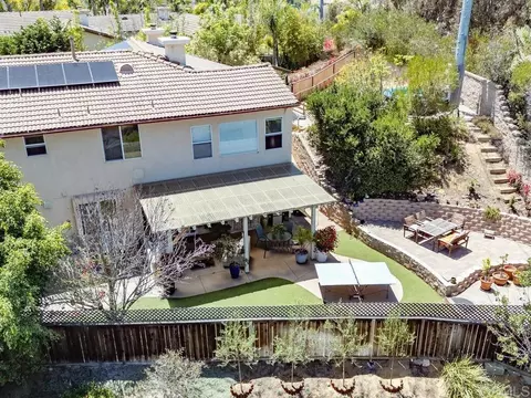 Exterior - 502 Kristen Ct, Encinitas, CA 92024 photo 4 of 10