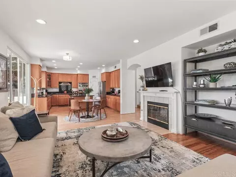Living - 502 Kristen Ct, Encinitas, CA 92024 photo 5 of 6