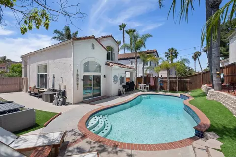 Exterior - 4216 Conquistador, Oceanside, CA 92056 photo 5 of 7
