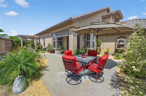 40455 Via Tapadero, Murrieta, CA 92562