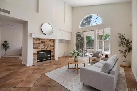 Living - 6405 Ebb Tide St, Carlsbad, CA 92011 photo 4 of 4
