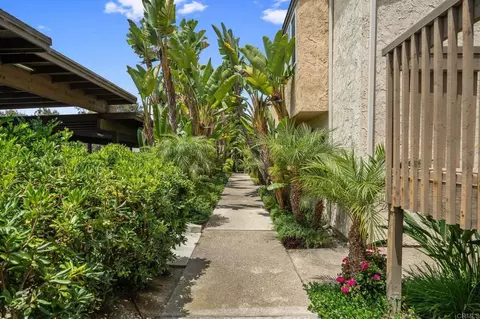Exterior - 8548 Via Mallorca #E, La Jolla, CA 92037 photo 14 of 20