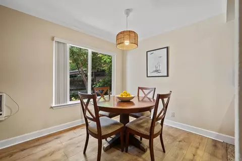 Dining - 8548 Via Mallorca #E, La Jolla, CA 92037 photo 2 of 3