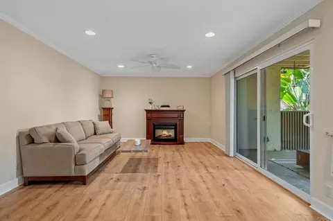 Living - 8548 Via Mallorca #E, La Jolla, CA 92037 photo 2 of 6