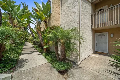 Exterior - 8548 Via Mallorca #E, La Jolla, CA 92037 photo 13 of 20
