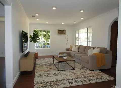 Living - 3660 King St, La Mesa, CA 91941 photo 1 of 2