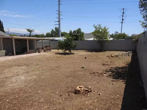 Exterior - 3660 King St, La Mesa, CA 91941 photo 4 of 5