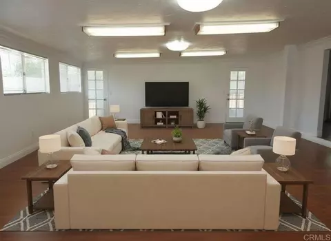 Living - 3660 King St, La Mesa, CA 91941 photo 2 of 2